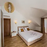 Feriehus Stunning In Kastel Novi Kaštel Štafilić