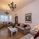 Feriehus Stunning In Kastel Novi Kaštel Štafilić
