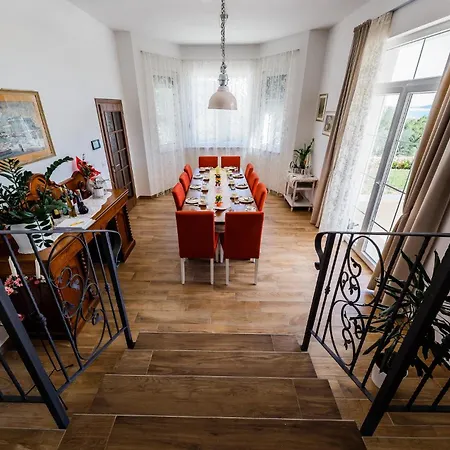 Holiday home Amazing In