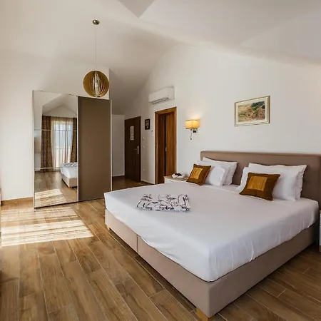 Amazing In Holiday home *